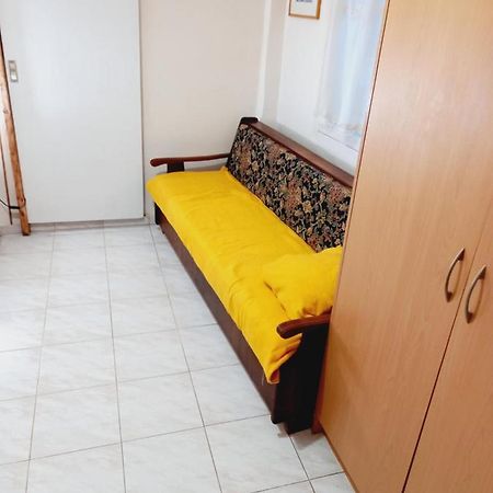 Appartement Στην Αυλή Της Ράχης à Kalamata Extérieur photo